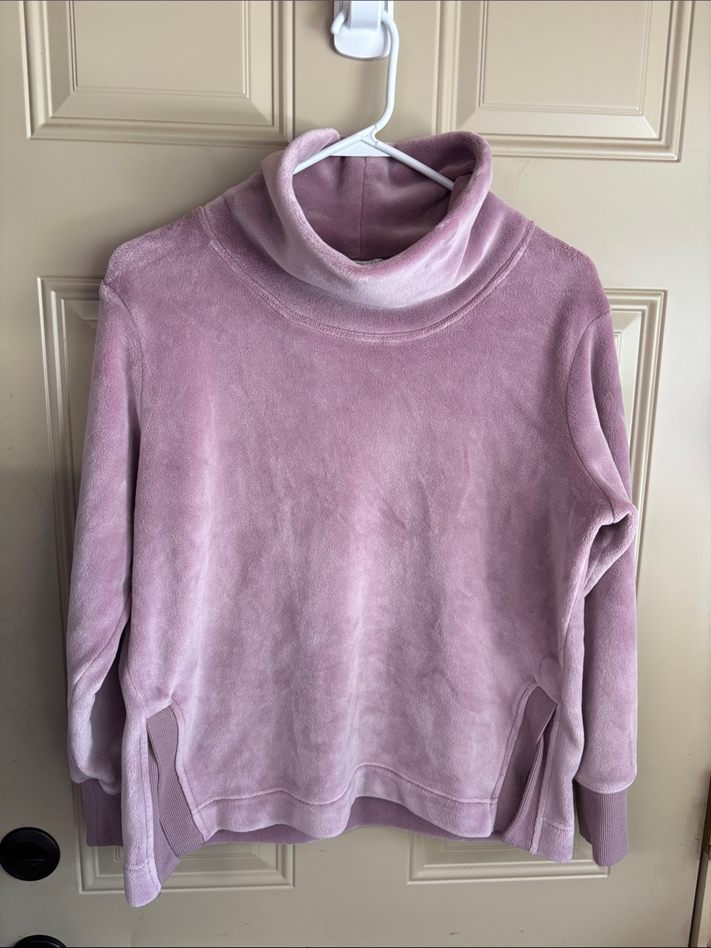 Workshop Republic Clothing Dusty Pink Turtleneck Fleece Pullover b169s